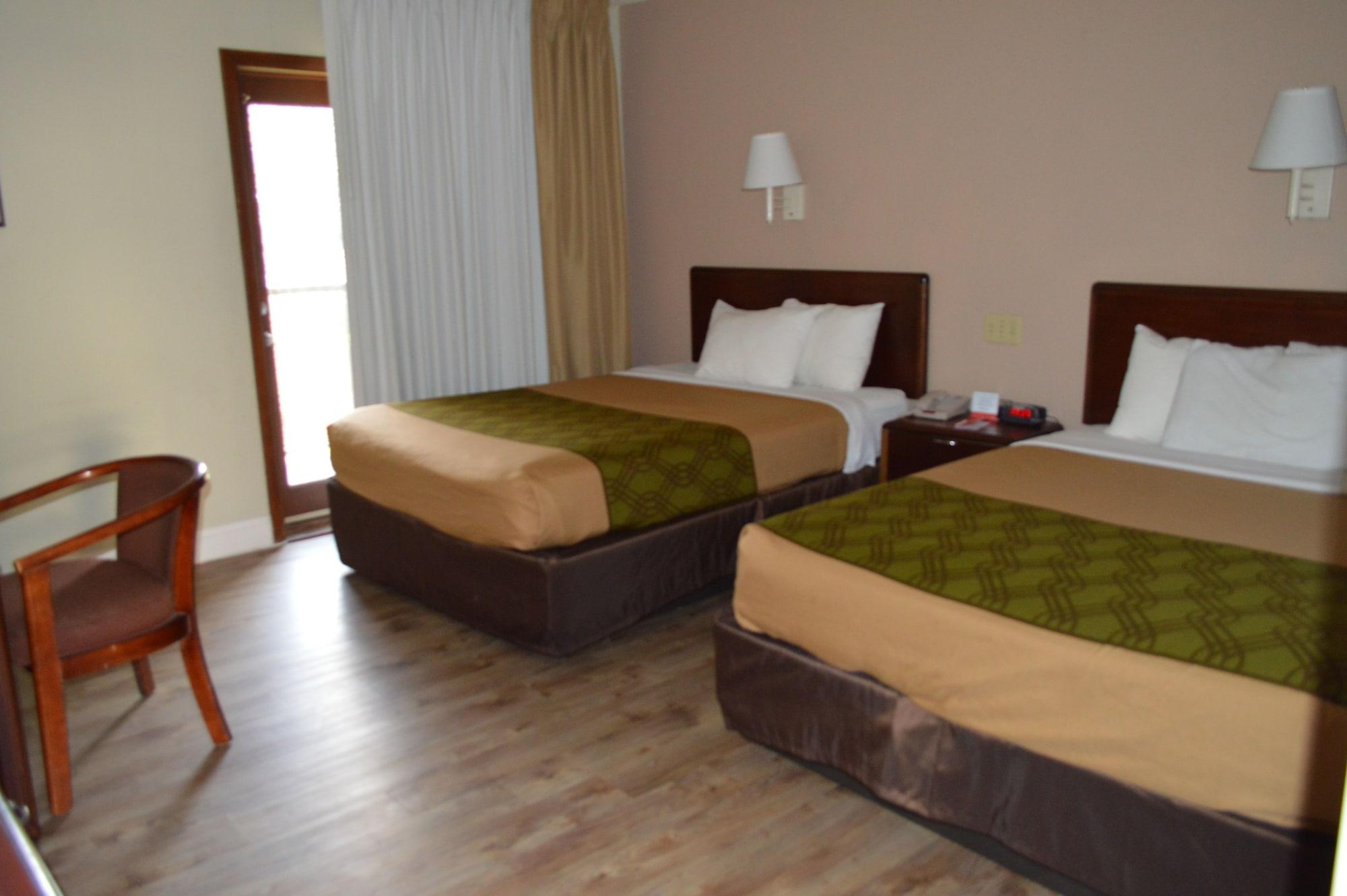 Econo Lodge Inn & Suites On The River Gatlinburg Extérieur photo