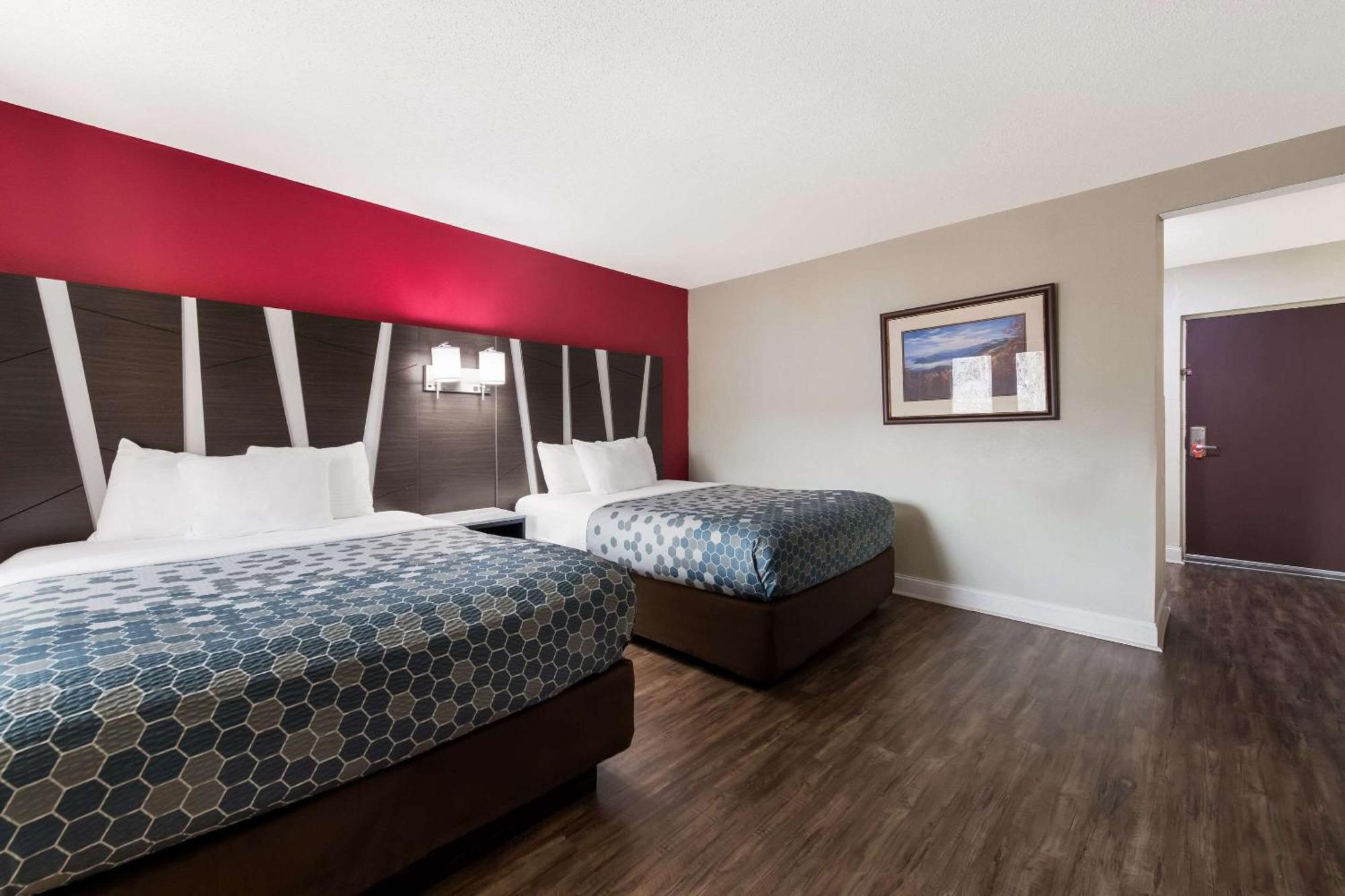 Econo Lodge Inn & Suites On The River Gatlinburg Extérieur photo